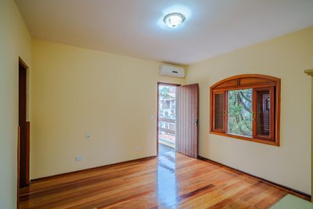 Casa de condomínio para alugar com 400m², 4 quartos e 5 vagas Casa de condomínio para alugar com 400m², 4 quartos e 5 vagasSuíte 1