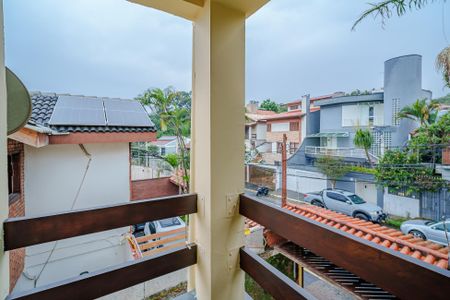 Casa de condomínio para alugar com 400m², 4 quartos e 5 vagas Casa de condomínio para alugar com 400m², 4 quartos e 5 vagasVaranda da Suíte