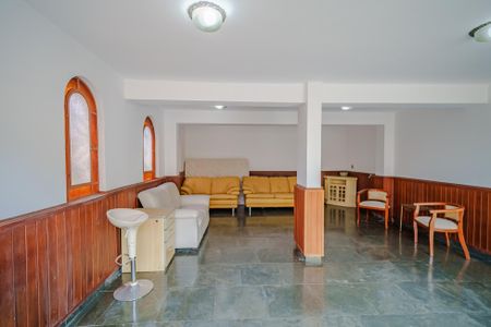 Casa de condomínio para alugar com 400m², 4 quartos e 5 vagas Casa de condomínio para alugar com 400m², 4 quartos e 5 vagasÁrea comum