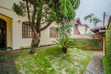 Casa de condomínio para alugar com 400m², 4 quartos e 5 vagas Casa de condomínio para alugar com 400m², 4 quartos e 5 vagasFrente da casa