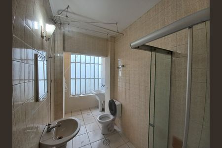 Apartamento à venda com 80m², 2 quartos e sem vagaBanheiro da Suíte