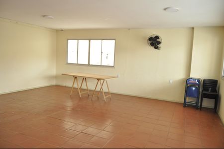 Apartamento para alugar com 64m², 2 quartos e sem vagaÁrea comum