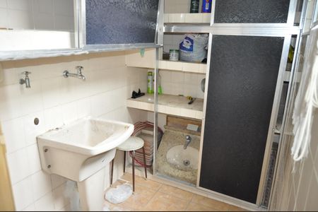 Apartamento para alugar com 64m², 2 quartos e sem vagaÁrea de serviço