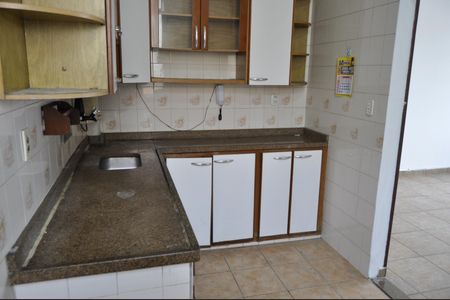 Apartamento para alugar com 64m², 2 quartos e sem vagaCozinha