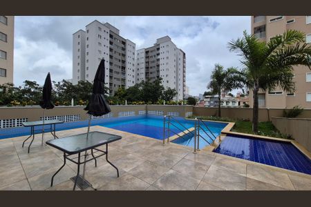 Apartamento para alugar com 56m², 2 quartos e 2 vagasPiscina