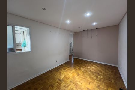 Sala de apartamento para alugar com 2 quartos, 70m² em Aclimação, São Paulo