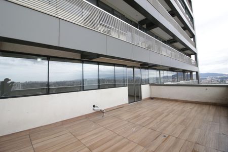 Apartamento para alugar com 84m², 2 quartos e 1 vagaVaranda da Sala