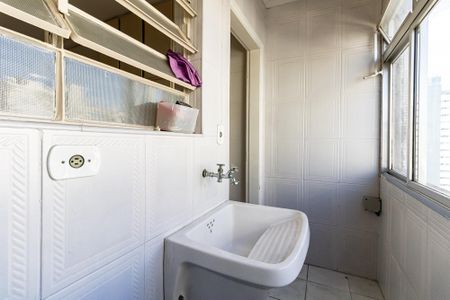 Apartamento para alugar com 62m², 1 quarto e sem vagaÁrea de Serviço