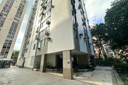 Fachada de apartamento para alugar com 3 quartos, 100m² em Leblon, Rio de Janeiro
