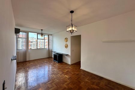 Sala de apartamento para alugar com 3 quartos, 100m² em Leblon, Rio de Janeiro