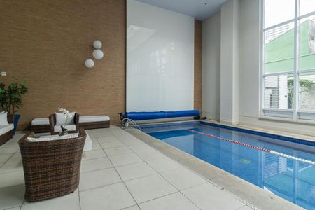 Apartamento para alugar com 54m², 1 quarto e sem vagaÁrea comum - Piscina Coberta
