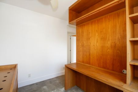 Quarto de apartamento à venda com 2 quartos, 86m² em Pinheiros, São Paulo