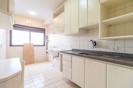 Apartamento para alugar com 75m², 2 quartos e 2 vagasCozinha