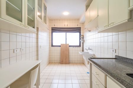 Cozinha de apartamento para alugar com 2 quartos, 75m² em Alphaville Industrial, Barueri
