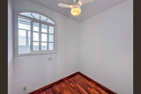 Apartamento à venda com 80m², 3 quartos e 2 vagasQuarto 2