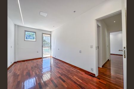 Apartamento à venda com 80m², 3 quartos e 2 vagasSuíte 1