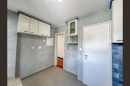 Apartamento à venda com 80m², 3 quartos e 2 vagasCozinha