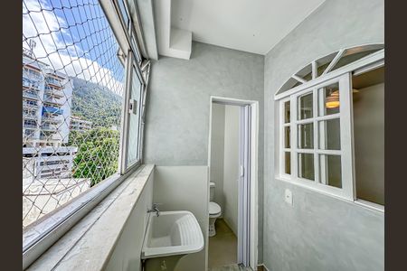 Apartamento à venda com 80m², 3 quartos e 2 vagasÁrea de Serviço