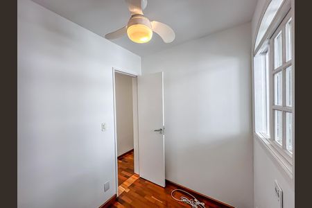 Apartamento à venda com 80m², 3 quartos e 2 vagasQuarto 2