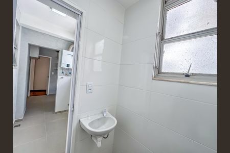 Apartamento à venda com 80m², 3 quartos e 2 vagasBanheiro de Serviço