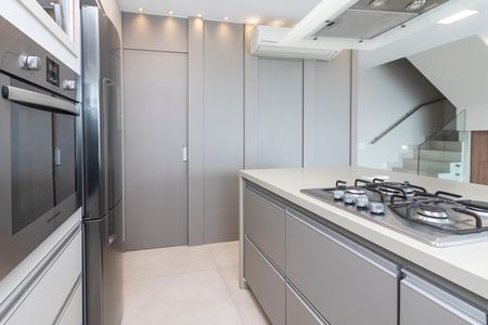 Apartamento à venda com 105m², 2 quartos e 2 vagas Apartamento à venda com 105m², 2 quartos e 2 vagasCozinha