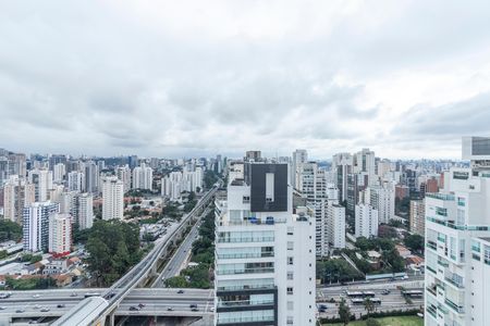 Apartamento à venda com 105m², 2 quartos e 2 vagas Apartamento à venda com 105m², 2 quartos e 2 vagasVista da Varanda da Suíte