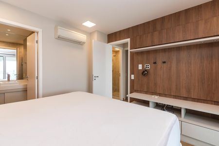 Apartamento à venda com 105m², 2 quartos e 2 vagas Apartamento à venda com 105m², 2 quartos e 2 vagasSuíte