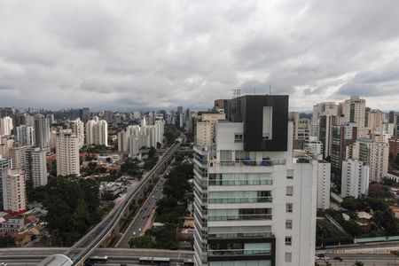 Apartamento à venda com 105m², 2 quartos e 2 vagas Apartamento à venda com 105m², 2 quartos e 2 vagasVista da Varanda