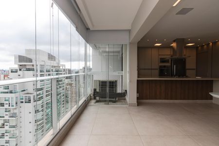 Apartamento à venda com 105m², 2 quartos e 2 vagas Apartamento à venda com 105m², 2 quartos e 2 vagasVaranda