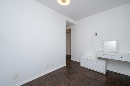 Suíte de apartamento para alugar com 2 quartos, 123m² em Vila Paulista, São Paulo