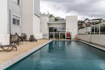 Apartamento para alugar com 46m², 2 quartos e 1 vagaÁrea comum - Piscina