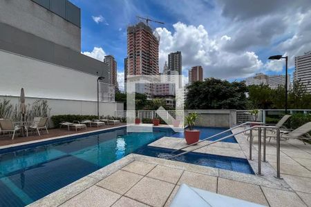 Apartamento à venda com 42m², 1 quarto e 1 vaga Apartamento à venda com 42m², 1 quarto e 1 vagaÁrea comum - Piscina