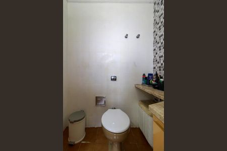 Casa à venda com 269m², 4 quartos e 4 vagasSuíte 2 - Banheiro