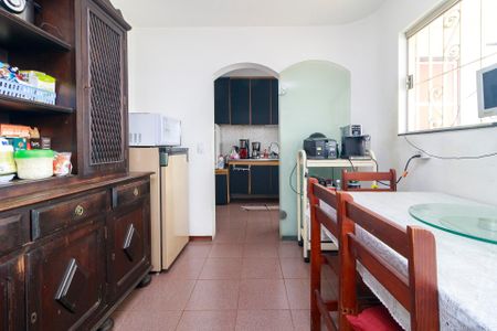 Casa à venda com 269m², 4 quartos e 4 vagasCozinha