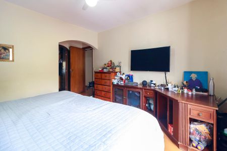 Casa à venda com 269m², 4 quartos e 4 vagasSuíte Principal