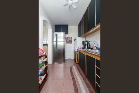 Casa à venda com 269m², 4 quartos e 4 vagasCozinha