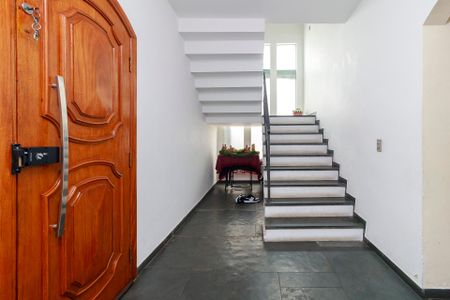 Casa à venda com 269m², 4 quartos e 4 vagasHall