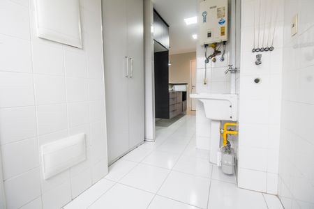 Apartamento para alugar com 110m², 3 quartos e 2 vagas Apartamento para alugar com 110m², 3 quartos e 2 vagasÁrea de Serviço
