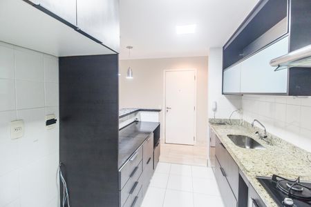 Apartamento para alugar com 110m², 3 quartos e 2 vagas Apartamento para alugar com 110m², 3 quartos e 2 vagasCozinha