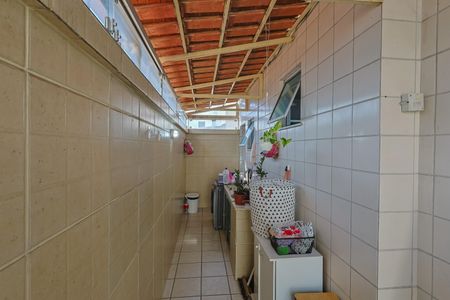 Apartamento à venda com 90m², 2 quartos e 1 vaga Apartamento à venda com 90m², 2 quartos e 1 vagaÁrea de Serviço