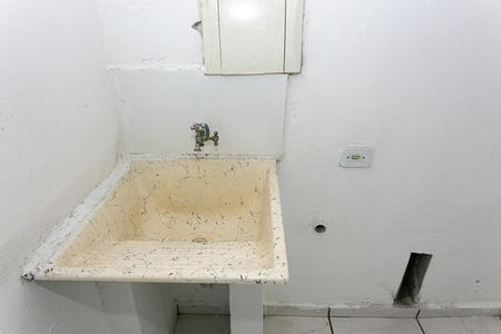 Casa para alugar com 65m², 2 quartos e sem vagaÁrea de Serviço