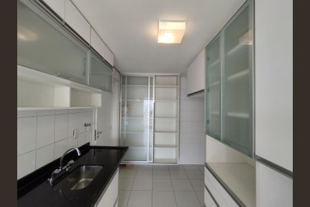 Apartamento à venda com 113m², 3 quartos e 2 vagasCozinha - Armários
