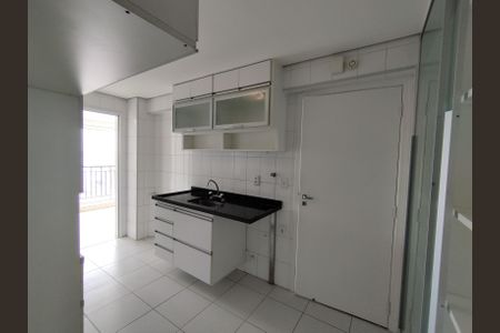 Apartamento à venda com 113m², 3 quartos e 2 vagasCozinha - Armários