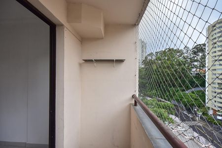 Apartamento para alugar com 76m², 3 quartos e 1 vagaVaranda