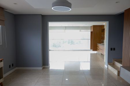 Sala de apartamento para alugar com 2 quartos, 120m² em Centro, Osasco