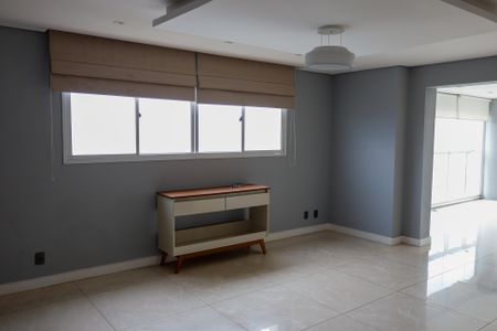 sala de apartamento para alugar com 2 quartos, 120m² em Centro, Osasco