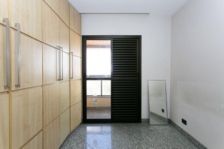Apartamento à venda com 270m², 4 quartos e 4 vagasQuarto 1