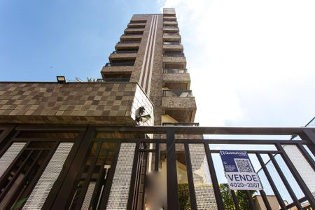 Apartamento à venda com 270m², 4 quartos e 4 vagasFachada