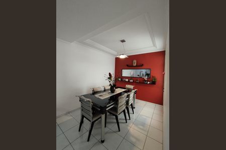 Casa à venda com 122m², 3 quartos e 2 vagas Casa à venda com 122m², 3 quartos e 2 vagasSala