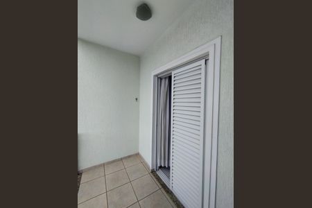 Casa à venda com 122m², 3 quartos e 2 vagas Casa à venda com 122m², 3 quartos e 2 vagasVaranda dos Quartos
